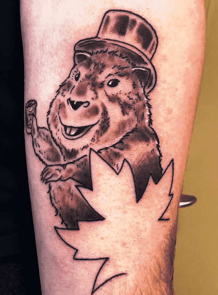 Beaver Tattoo Figure
