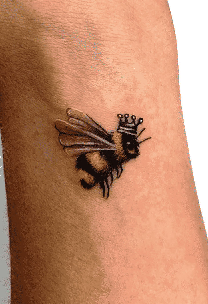 Bee Tattoo Snapshot