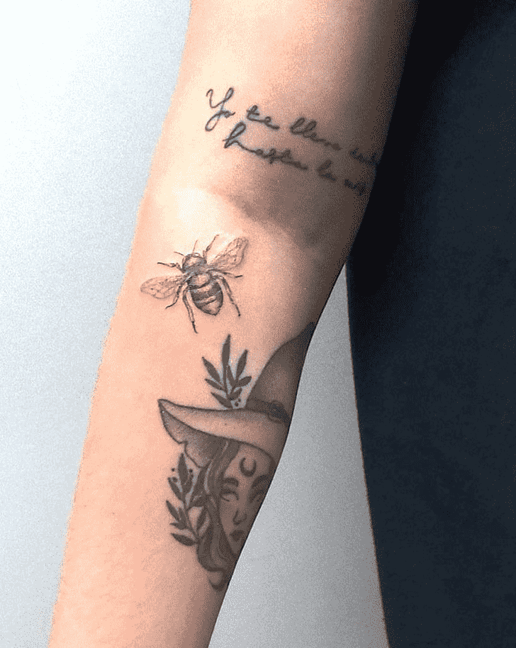 Bee Tattoo Picture