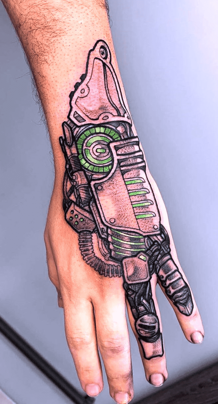 Biomechanical Tattoo Shot