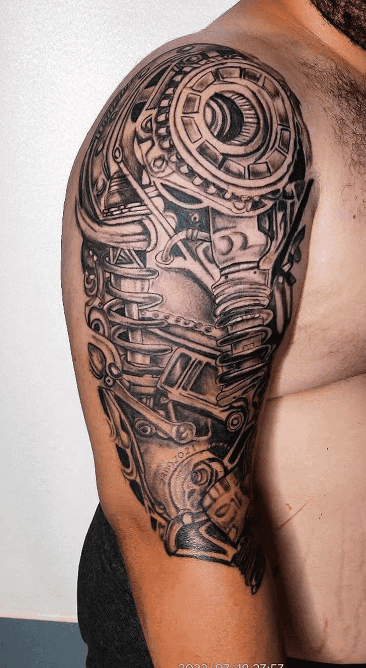 Biomechanical Tattoo Snapshot