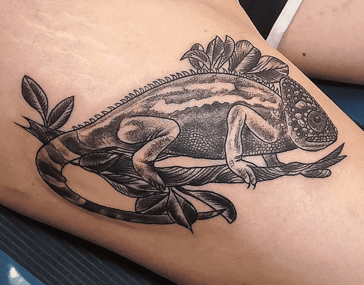 Chameleon Tattoo Figure