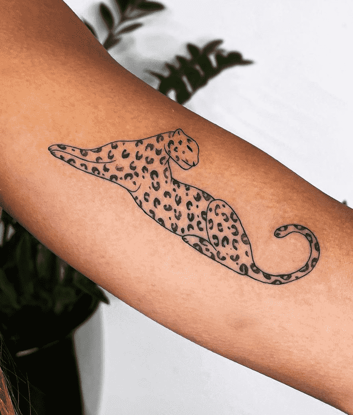 Cheetah Tattoo Figure