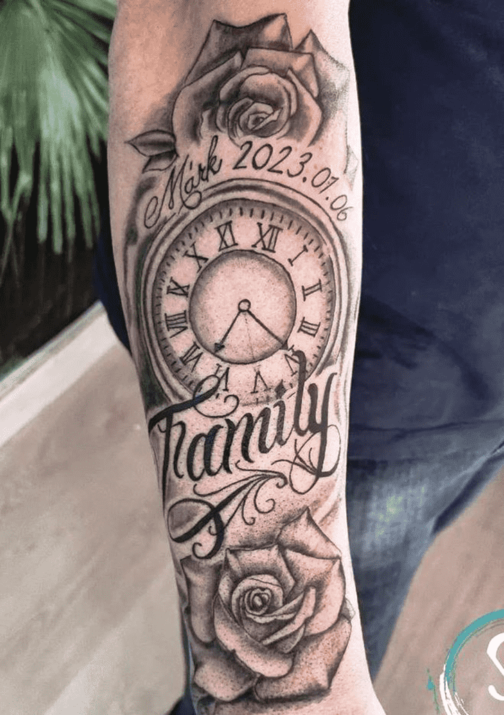Clock Tattoo Photo