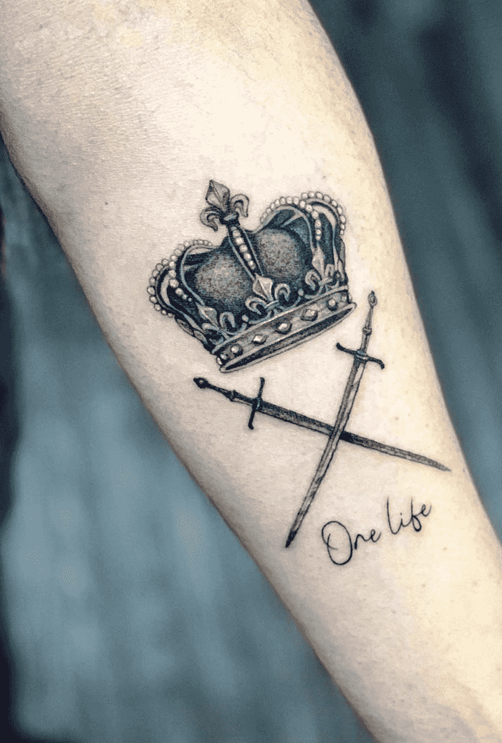 Crown Tattoo Photos