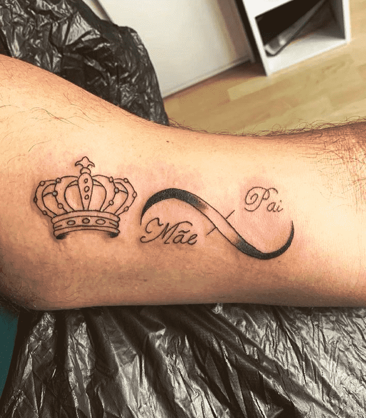 Crown Tattoo Picture