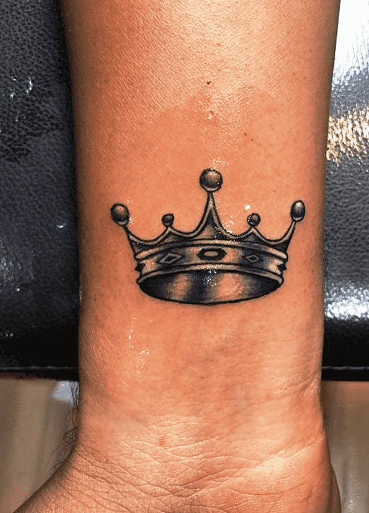 Crown Tattoo Photos