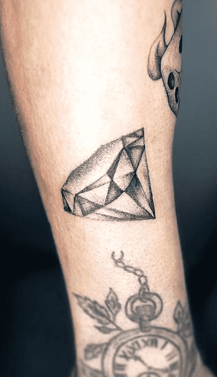 Diamond Tattoo Photo