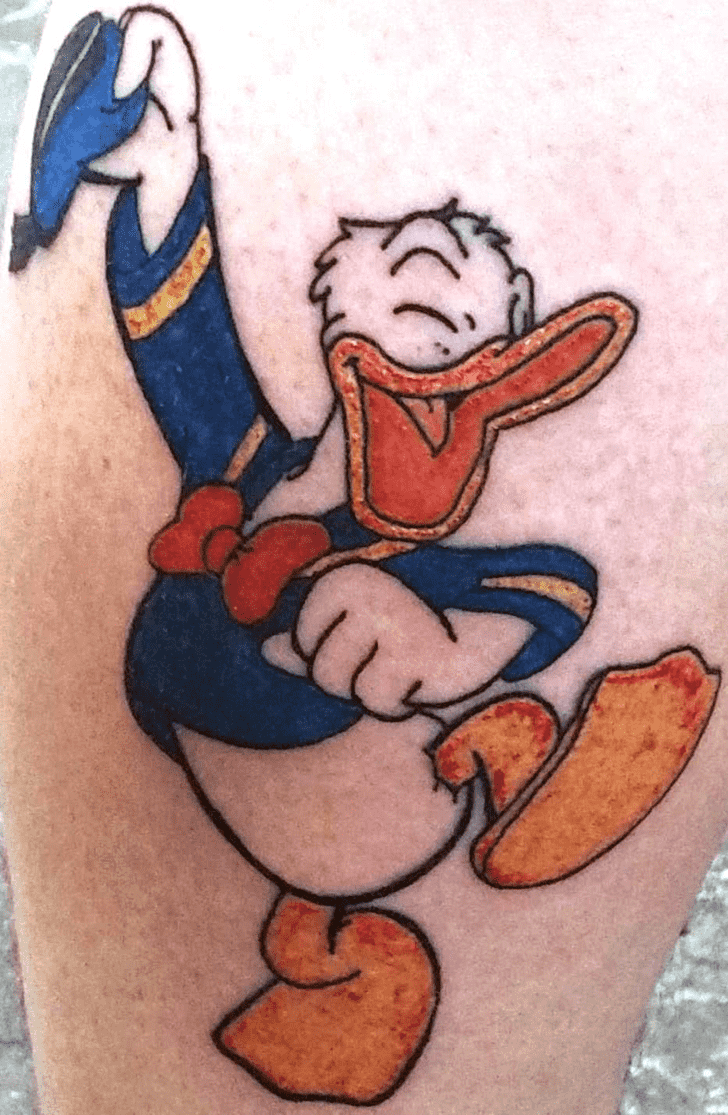Donald Duck Tattoo Figure