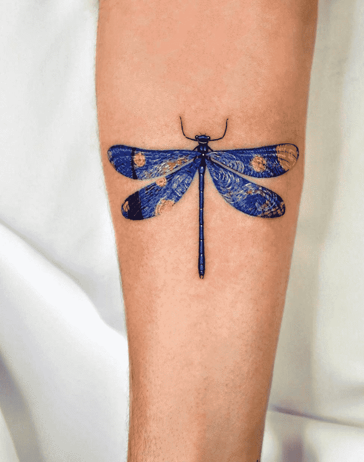 Dragonfly Tattoo Figure