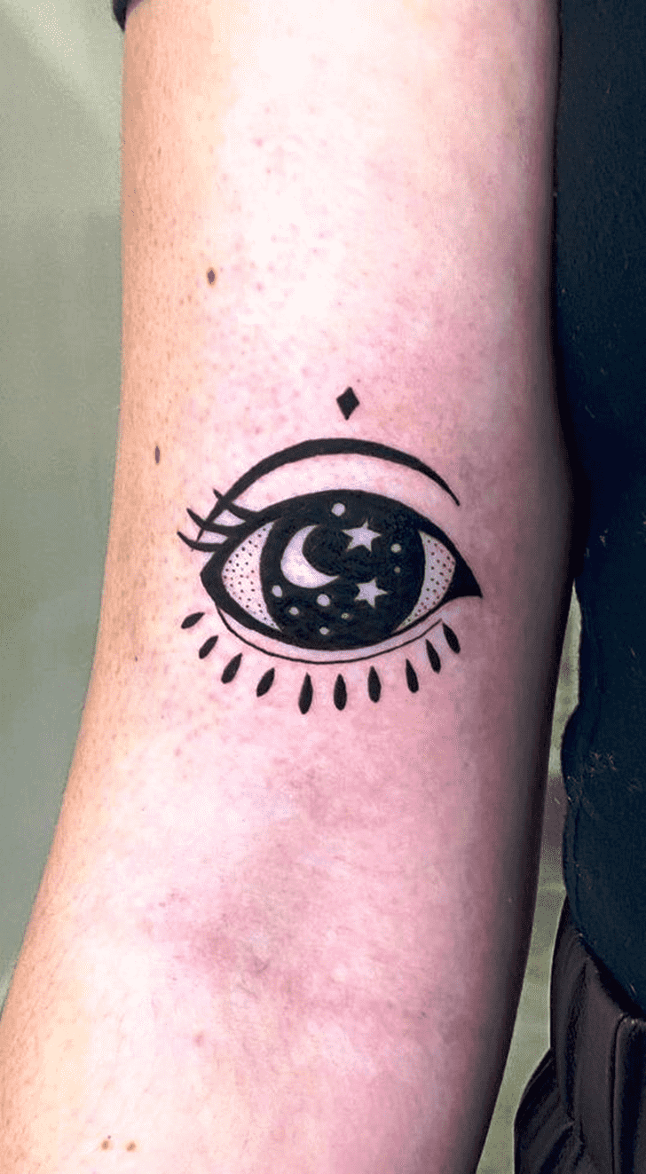 Eye Tattoo Shot