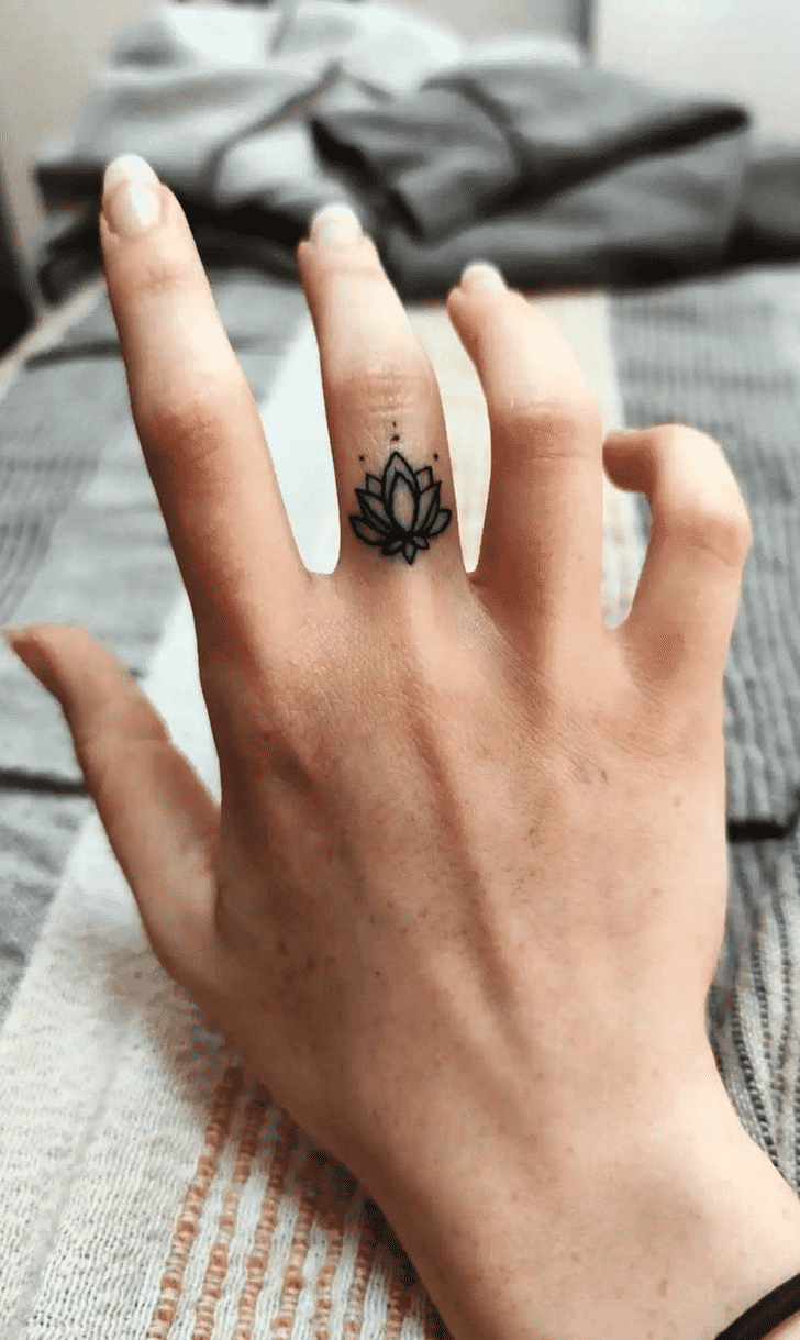 Finger Tattoo Photo