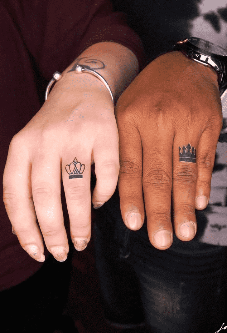Finger Tattoo Snapshot