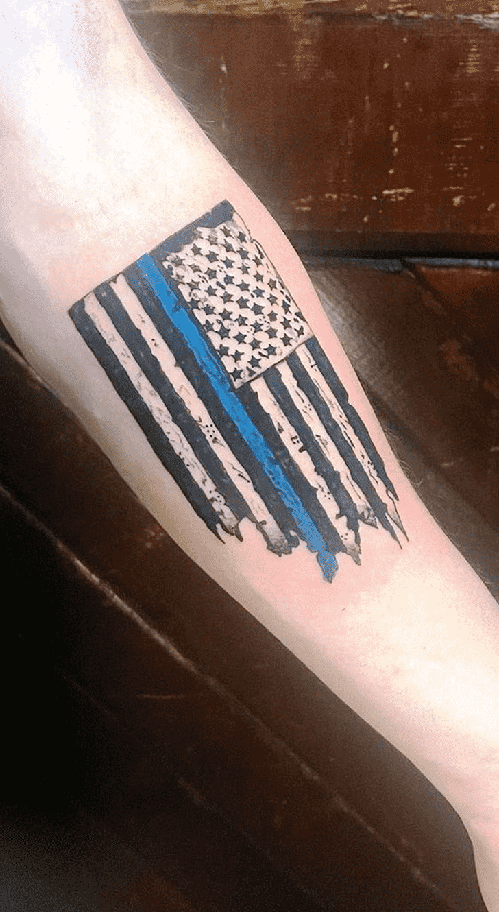Flag Tattoo Figure