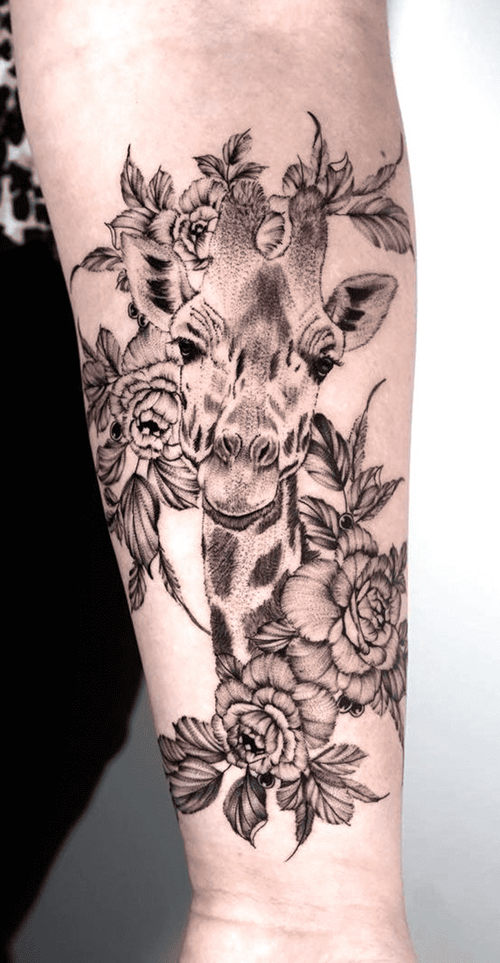 Giraffe Tattoo Design Image