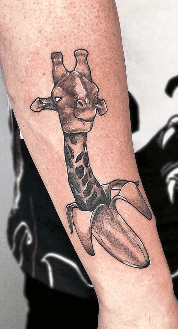 Giraffe Tattoo Snapshot