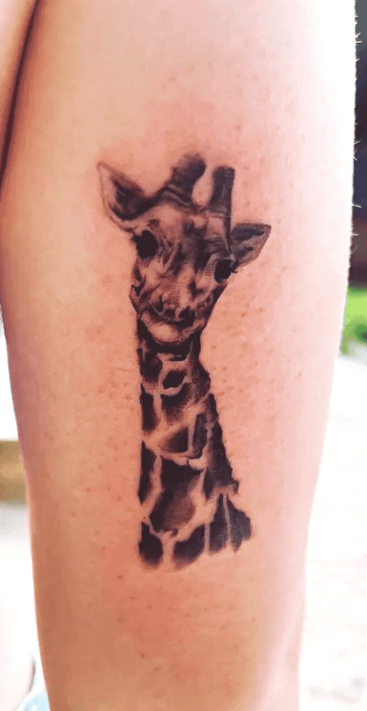Giraffe Tattoo Design Image