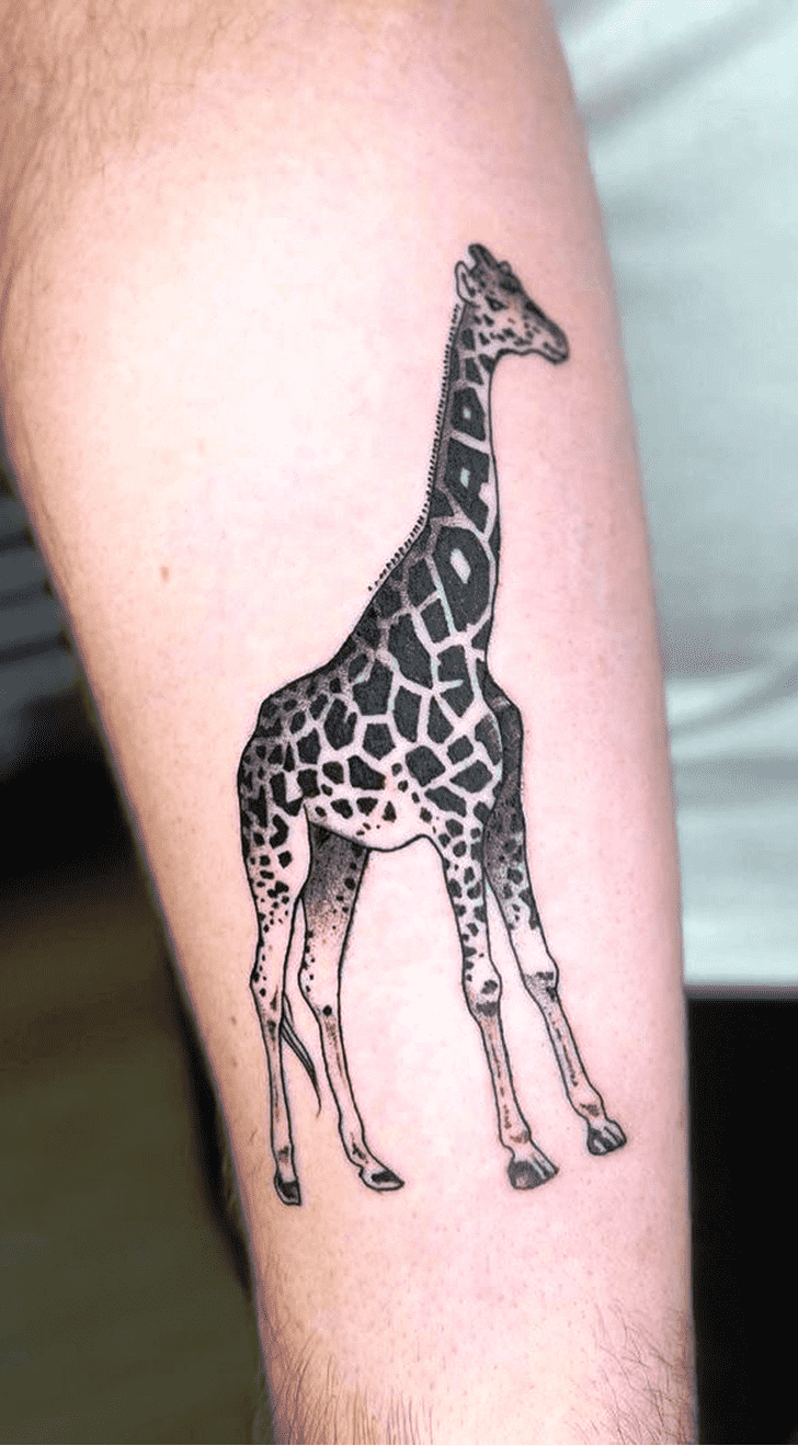 Giraffe Tattoo Shot