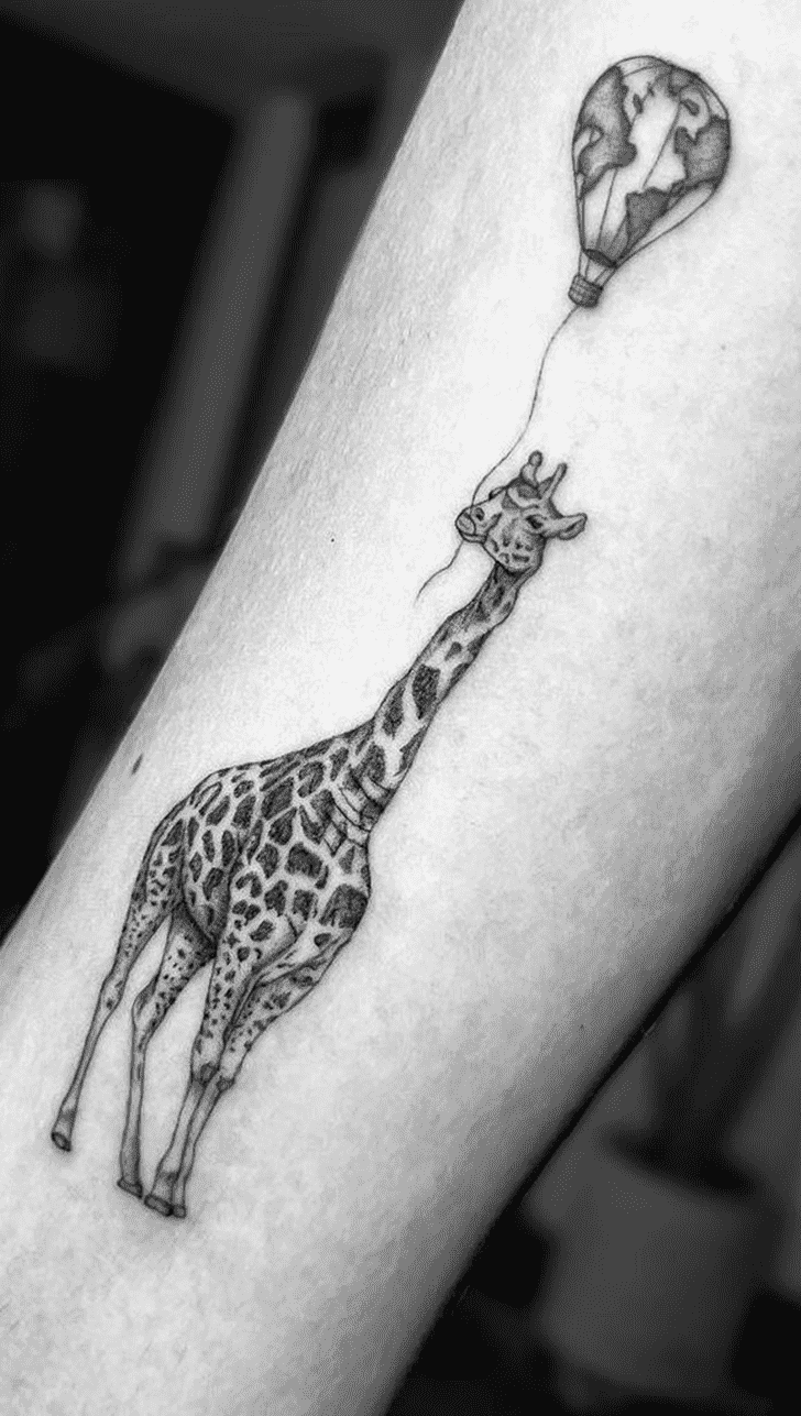 Giraffe Tattoo Photos