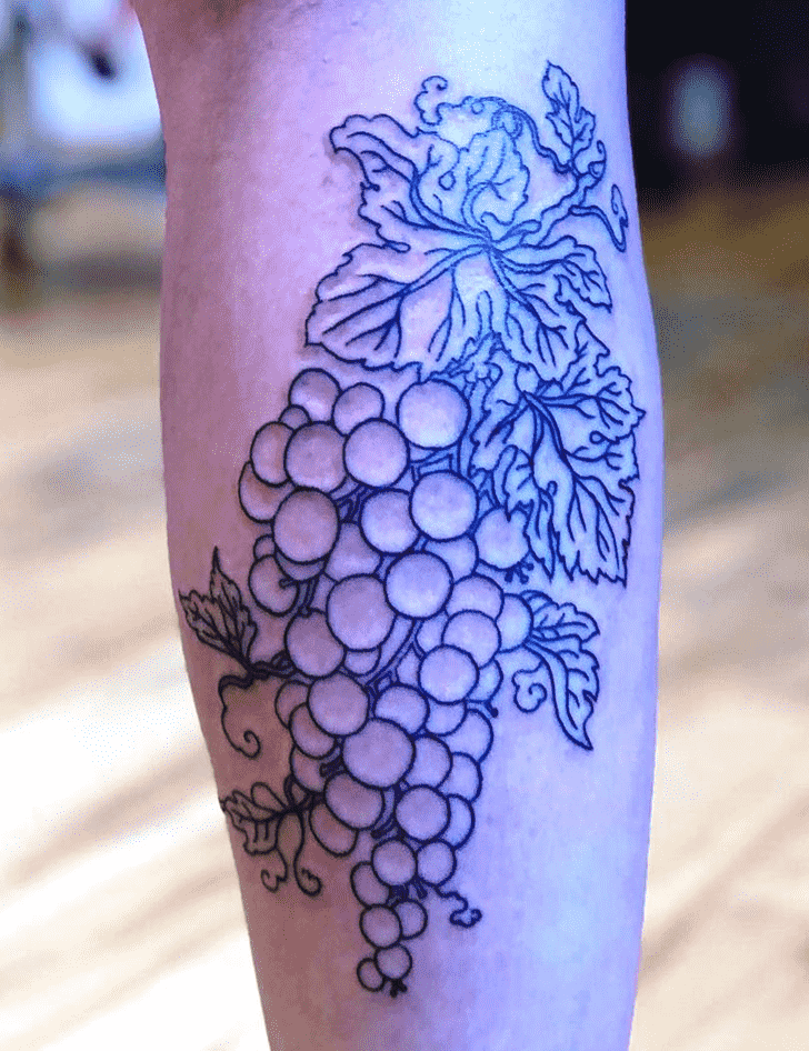 Grapes Tattoo Figure