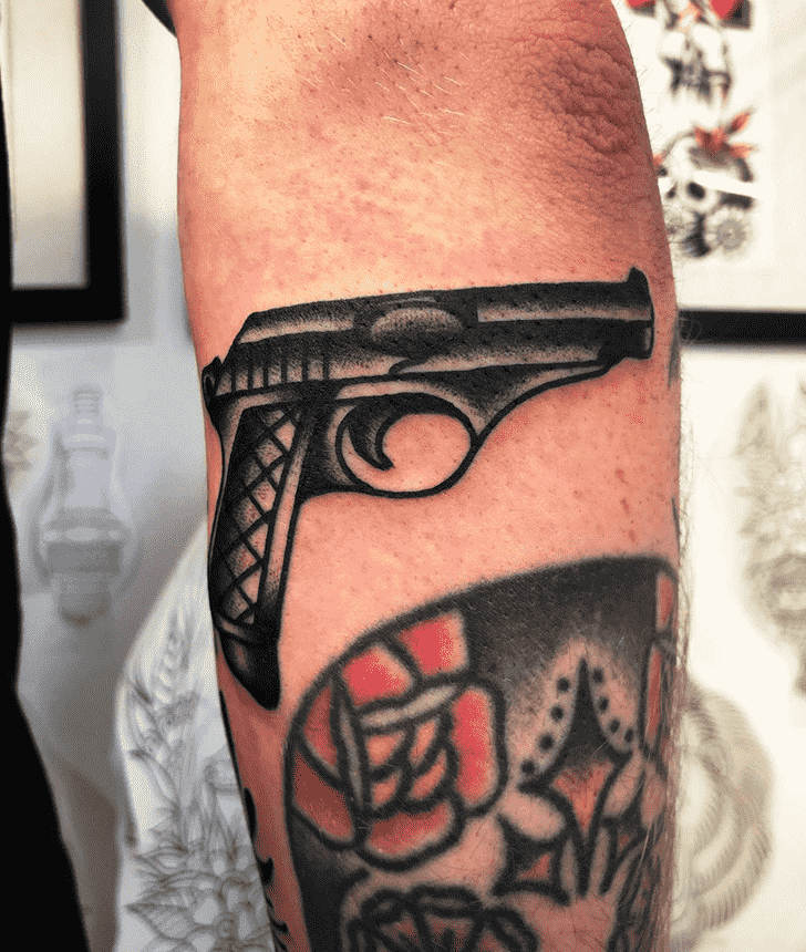 Gun Tattoo Figure
