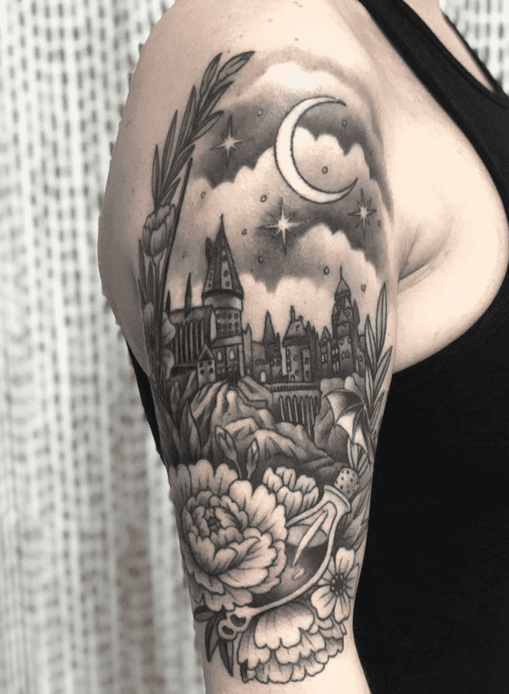Hogwarts Tattoo Figure