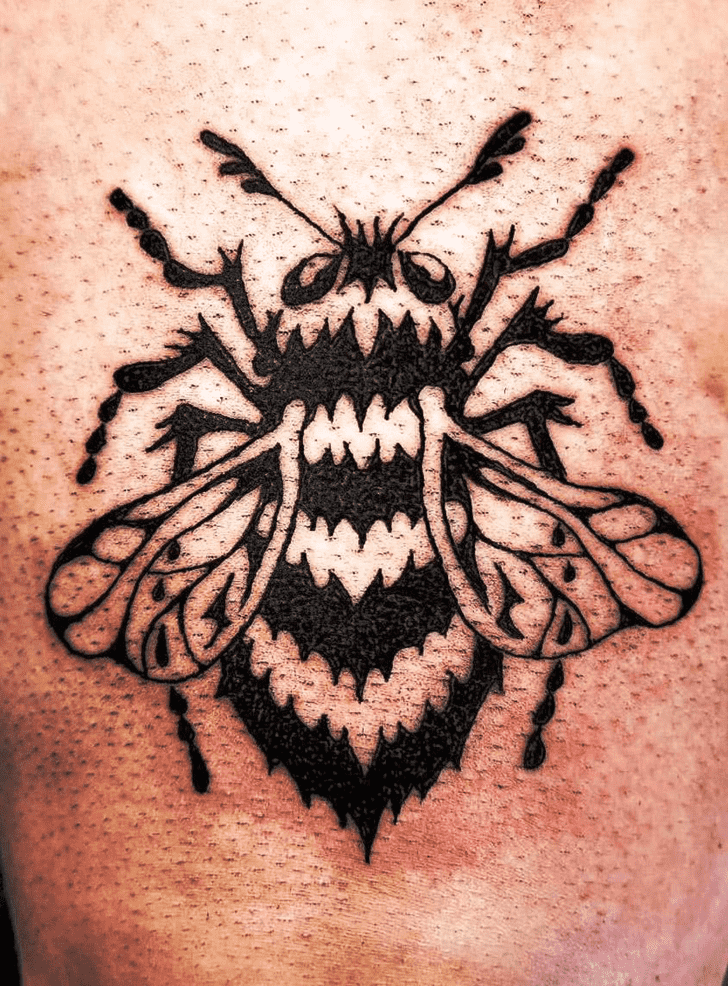 Hornet Tattoo Figure