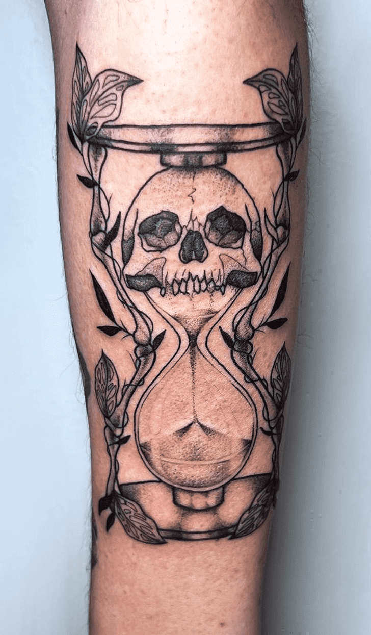 Hourglass Tattoo Snapshot