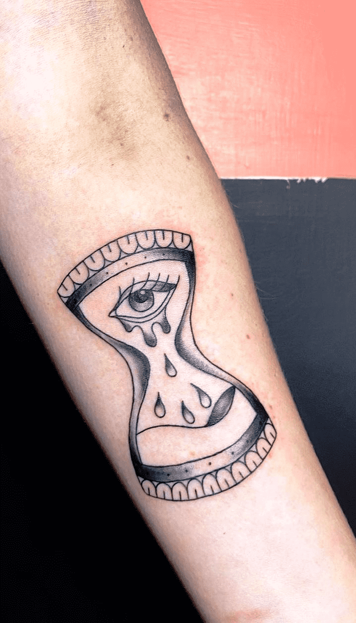 Hourglass Tattoo Picture