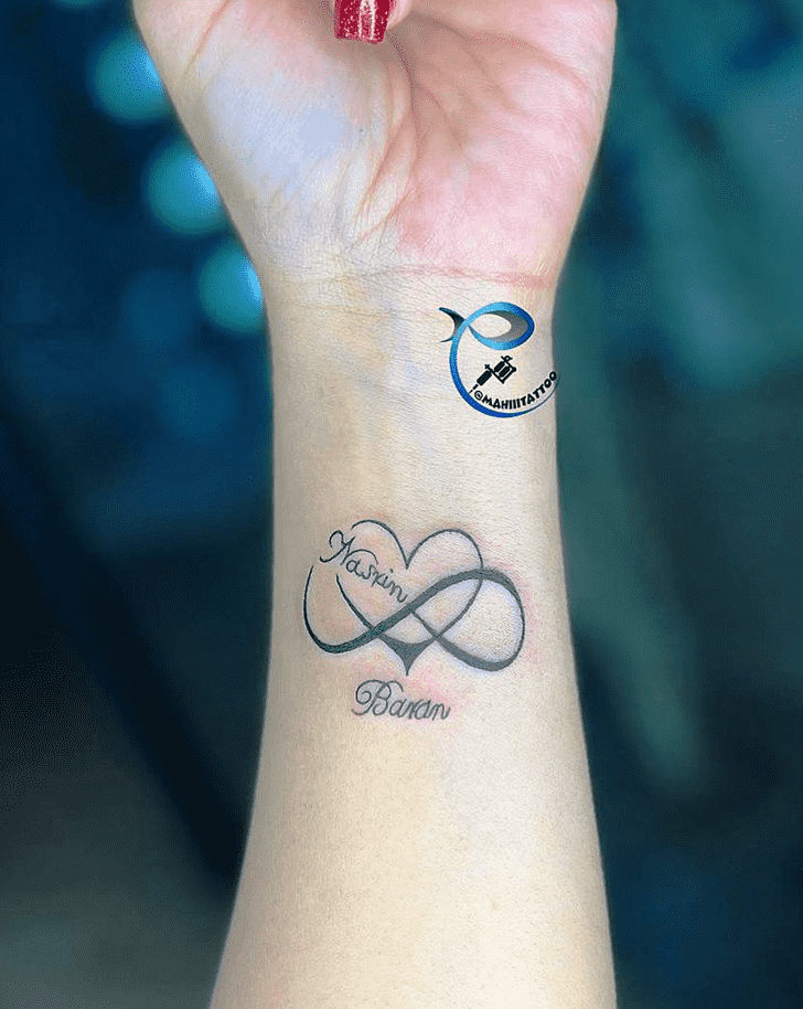 Infinity Tattoo Figure