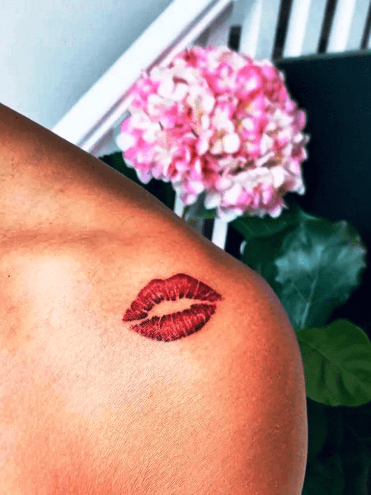 Kiss Tattoo Photo