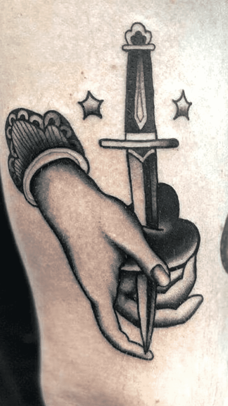 Knife Tattoo Figure