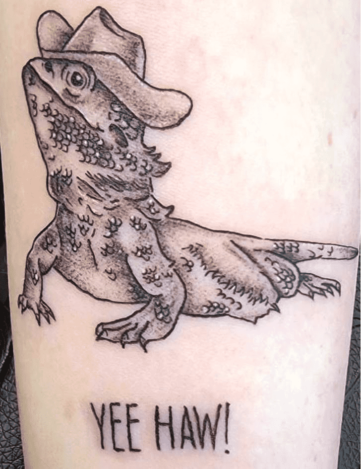 Lizard Tattoo Figure