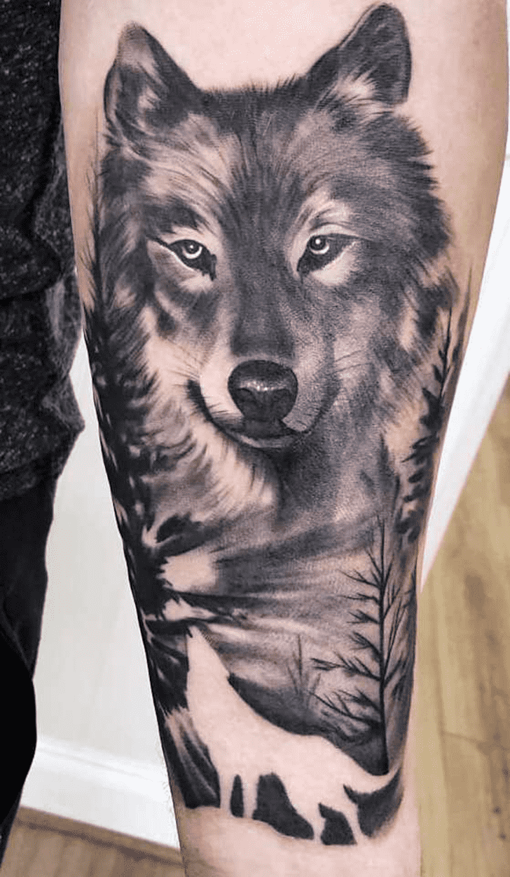 Lone Wolf Tattoo Shot