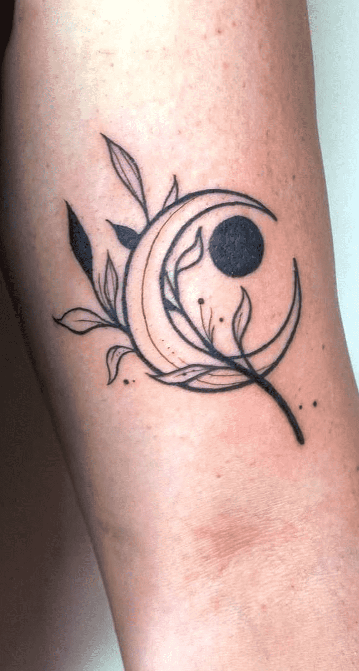 Moon Tattoo Snapshot