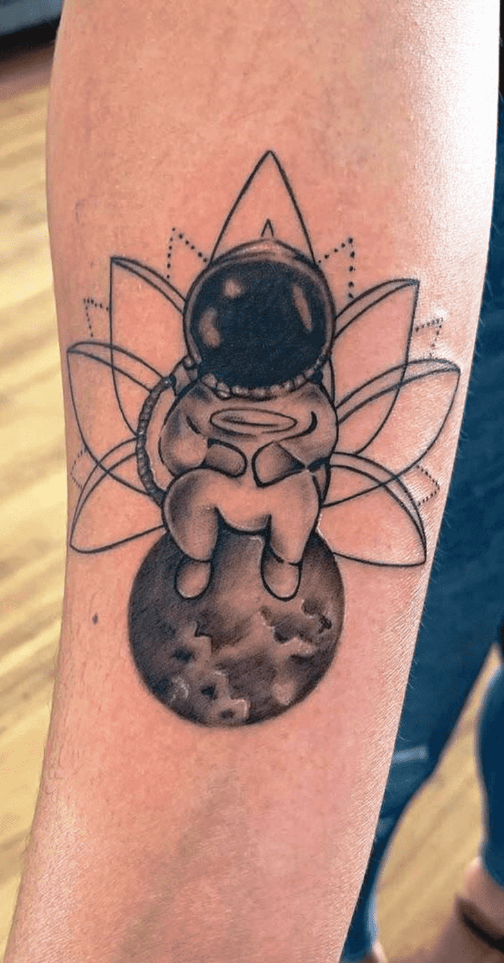 Planets Tattoo Snapshot
