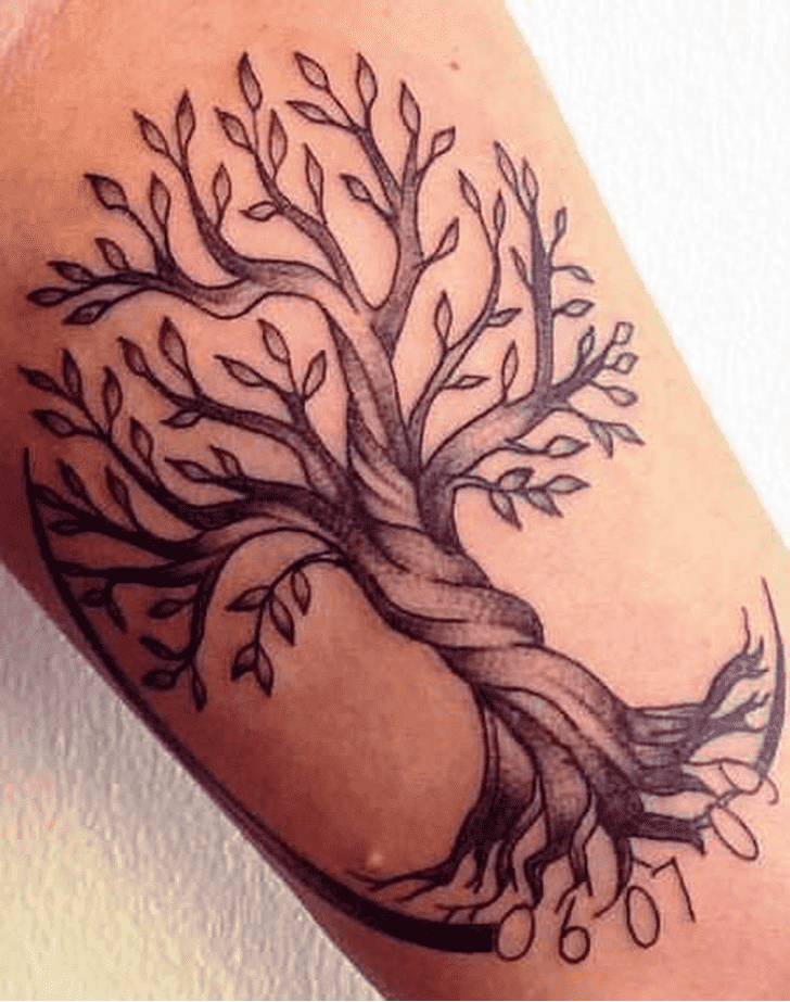 Root Tattoo Shot