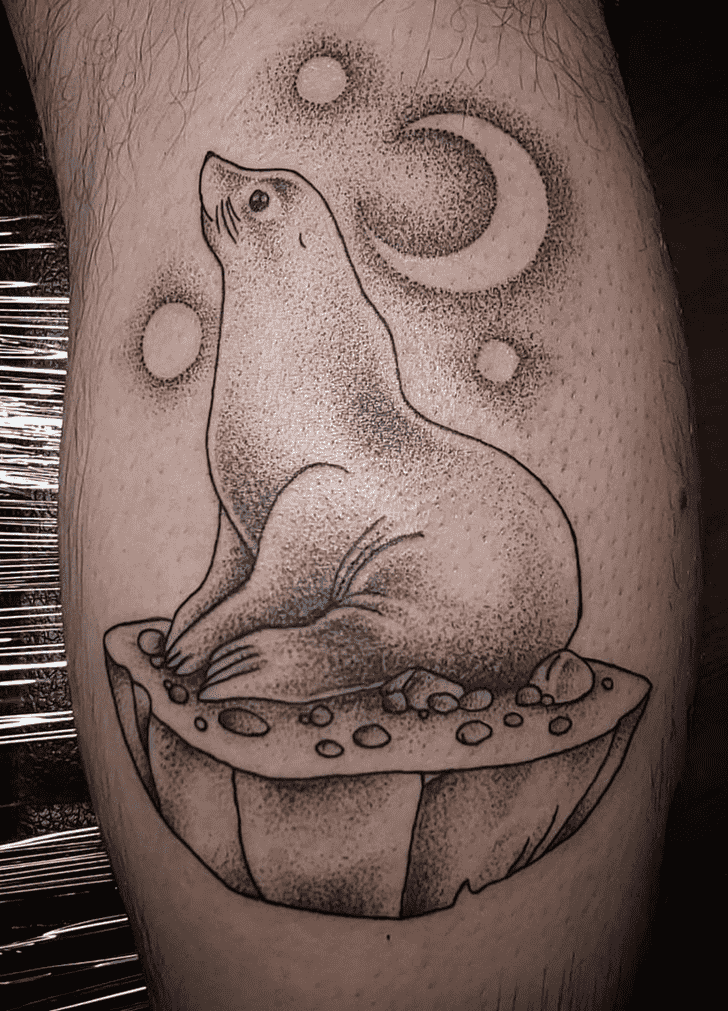 Sea Lion Tattoo Figure