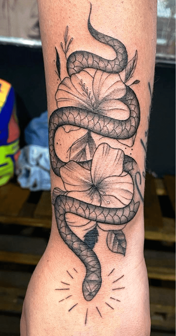 Serpiente Tattoo Photograph