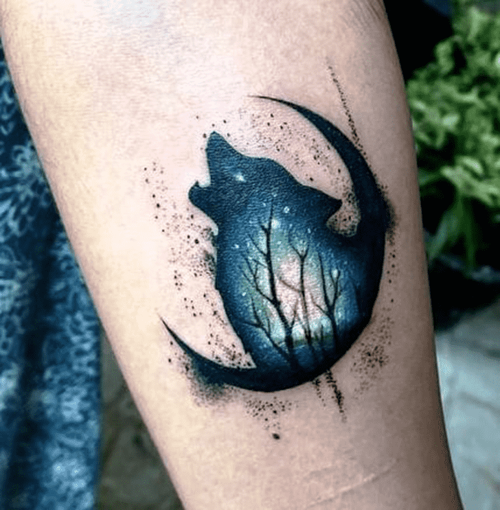 Small Wolf Tattoo Photo