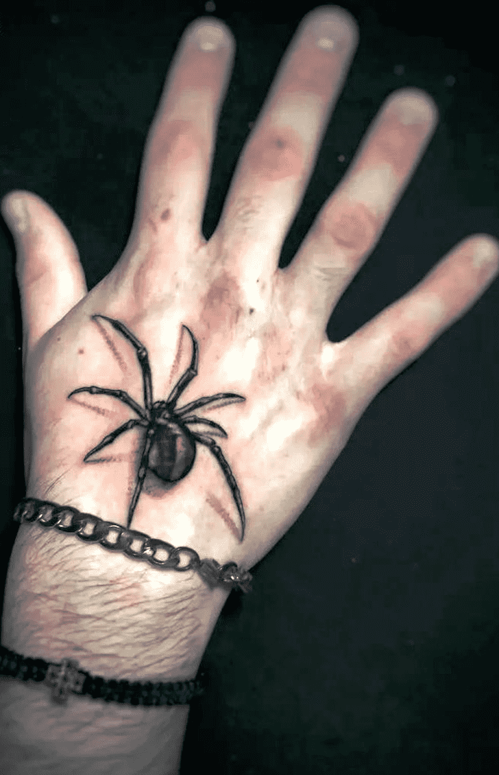 Spider Tattoo Shot