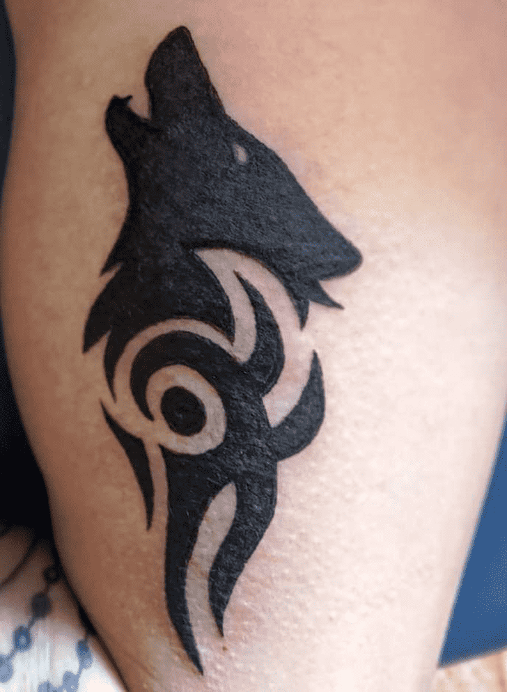 Tribal Wolf Tattoo Photo