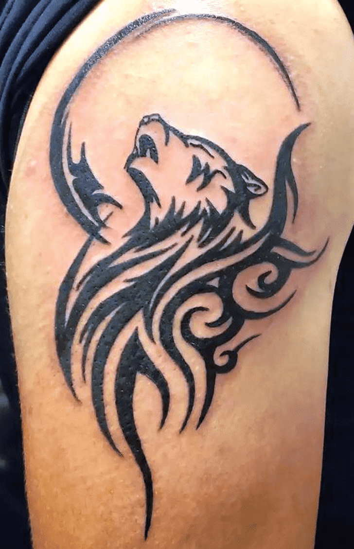 Tribal Wolf Tattoo Figure