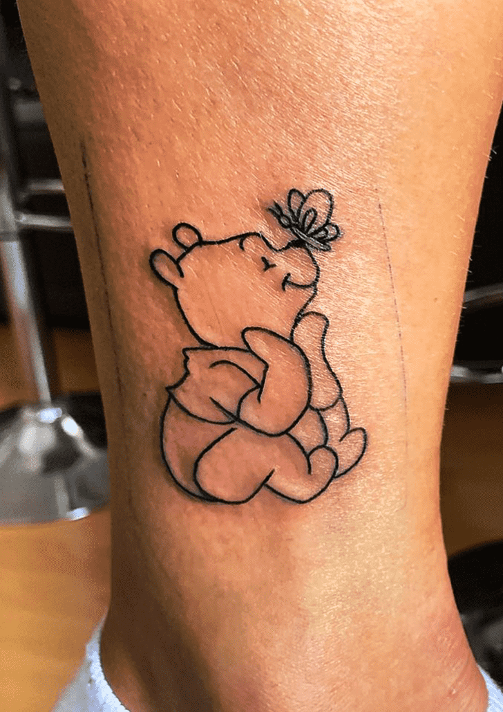 Winnie the Pooh Tattoo Figure