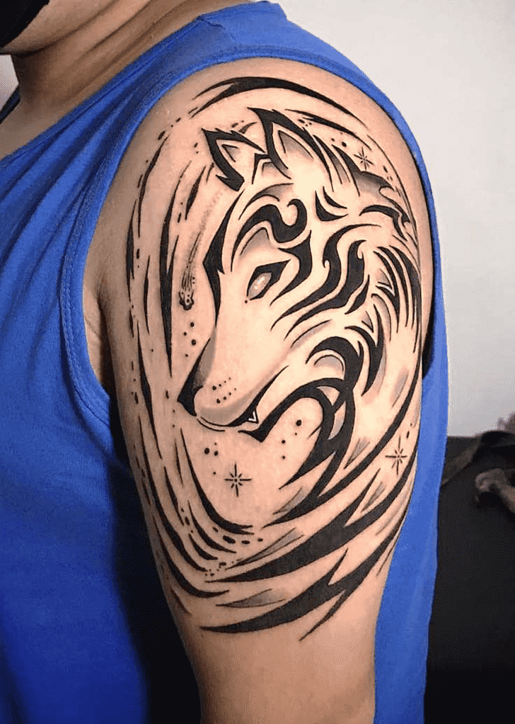 Wolf Tattoo Figure