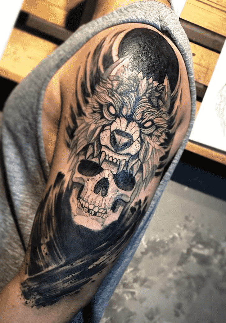Wolf Tattoo Photo